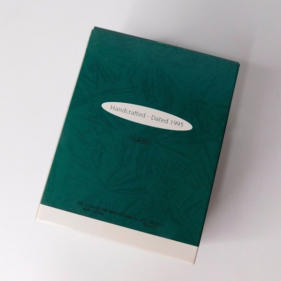 HALLMARK 1995 Keepsake Ornament Collector’s Club Christmas Collecting Memories - Picture 10 of 14